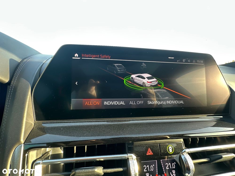 BMW Seria 8 M850i xDrive - 23