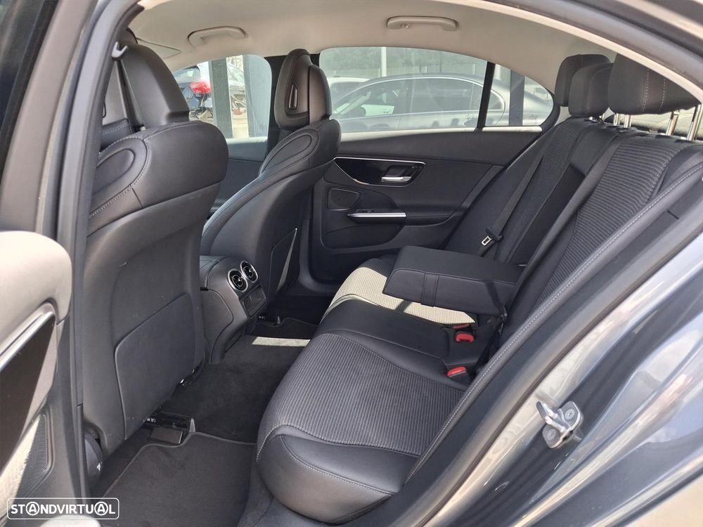 Mercedes-Benz C 300 e Avantgarde - 11