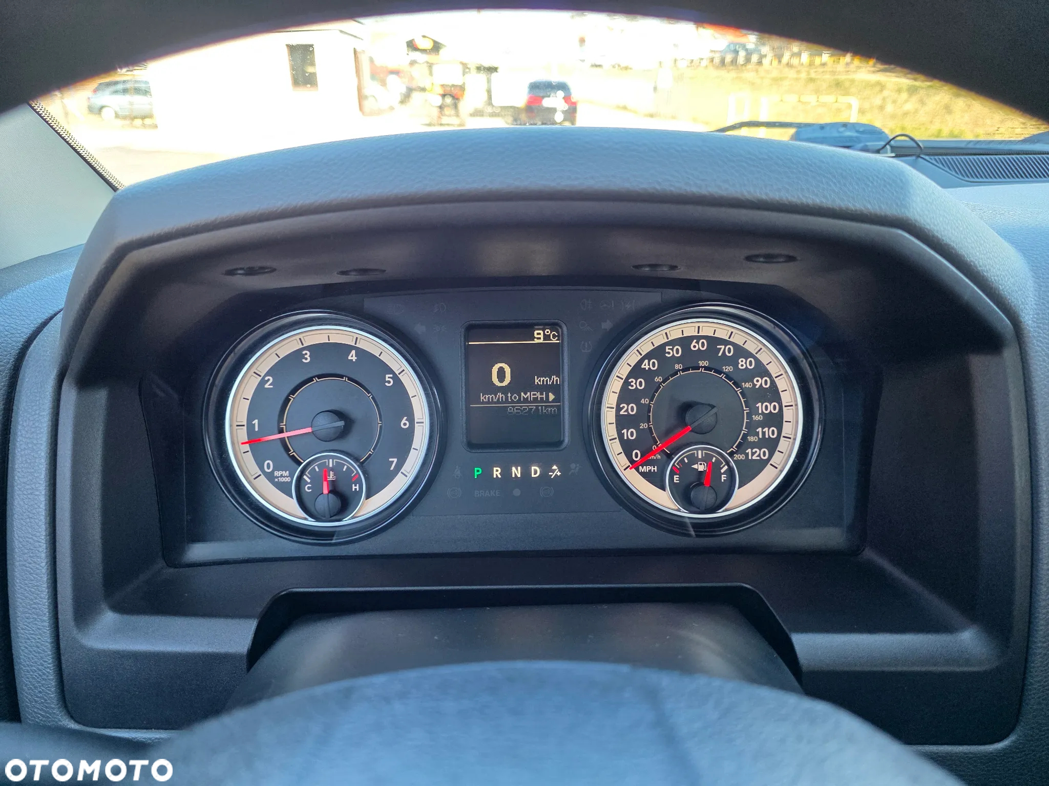 RAM 1500 - 12