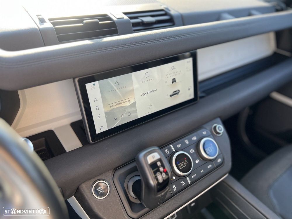 Land Rover Defender 110 D240 S - 14