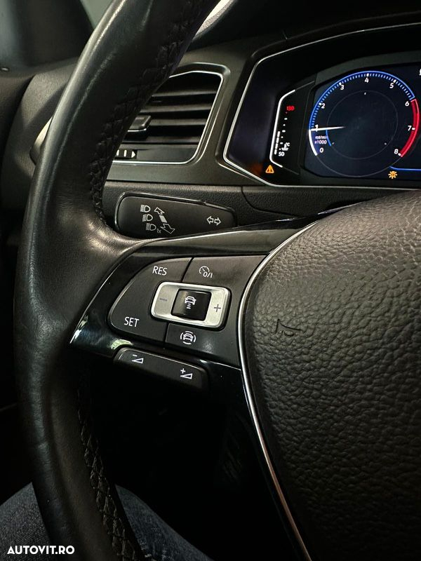 Volkswagen T-ROC 1.0 TSI Design - 25