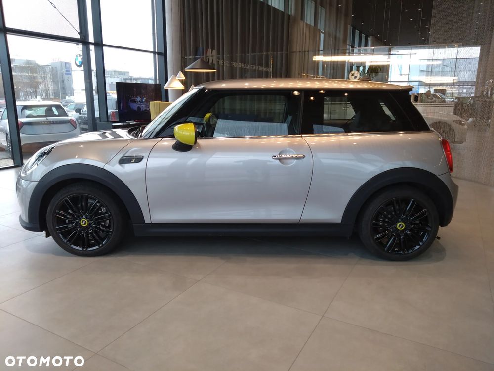 MINI Cooper SE Electric Trim - 8