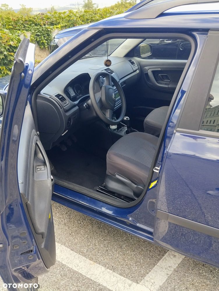 Skoda Fabia 1.2 HTP FAMILY - 2