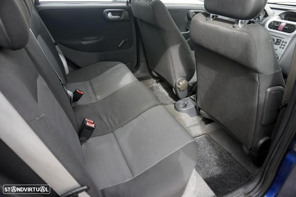 Opel Corsa 1.2 Twinport First - 3