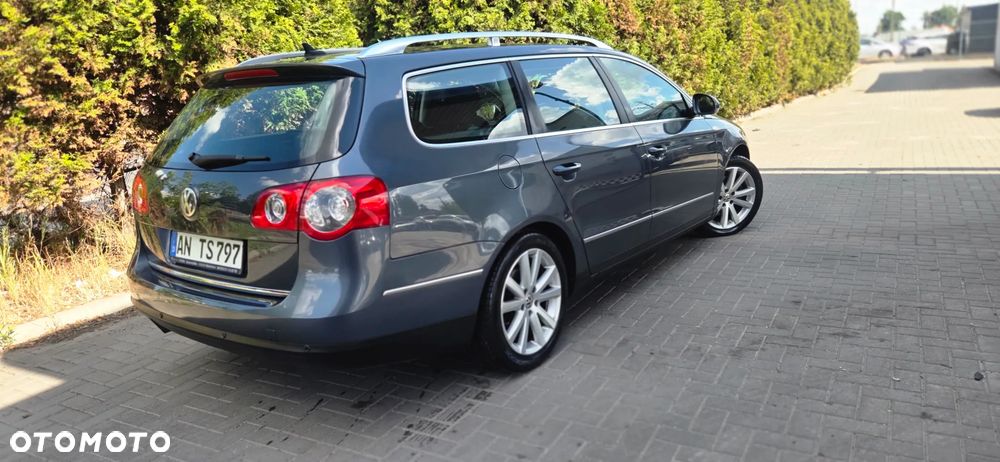 Volkswagen Passat 2.0 TDI Highline - 14