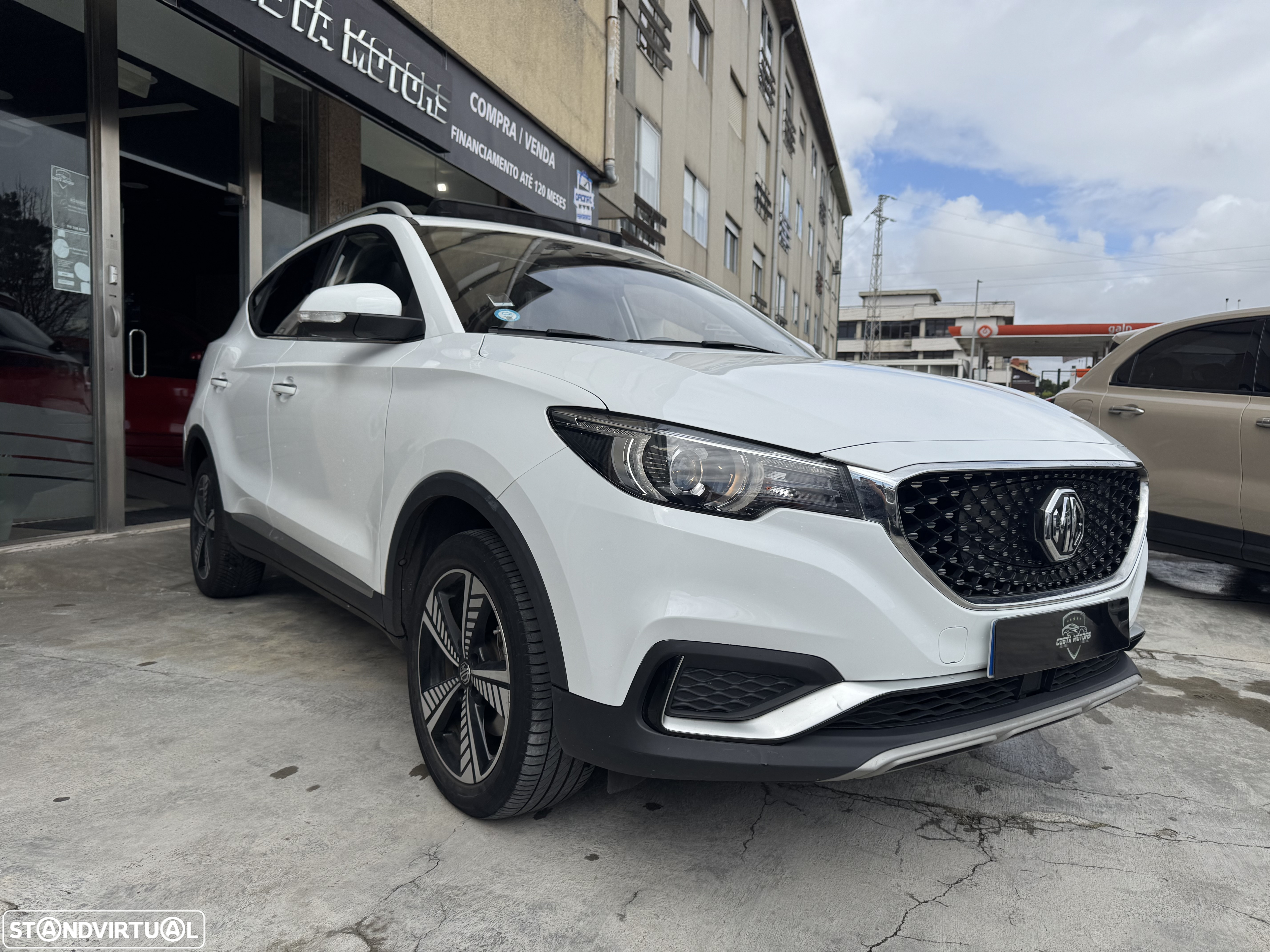 MG ZS EV 44.5 kWh Luxury - 5