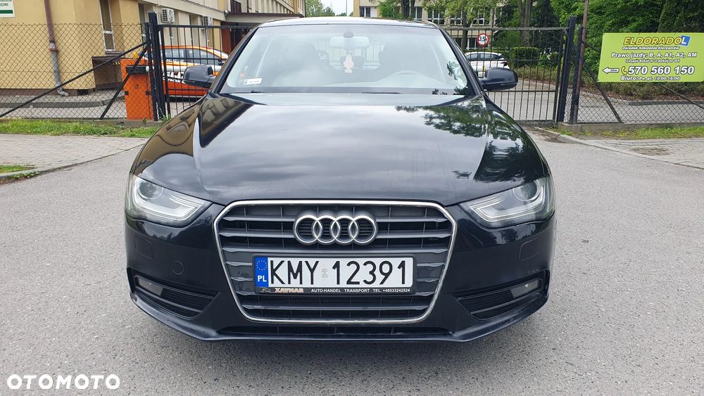 Audi A4 Limousine - 5