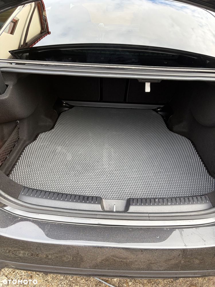 Mercedes-Benz Klasa E 220 d 4Matic 9G-TRONIC AMG Line NIGHT Edition - 12