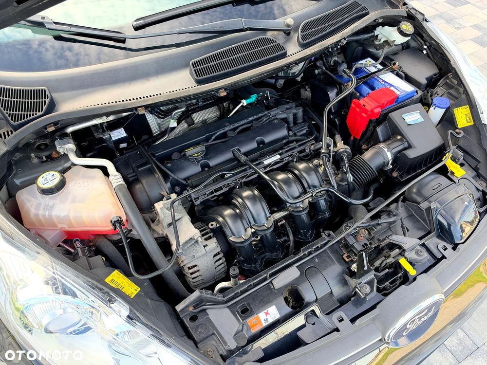 Ford Fiesta 1.4 Titanium - 38