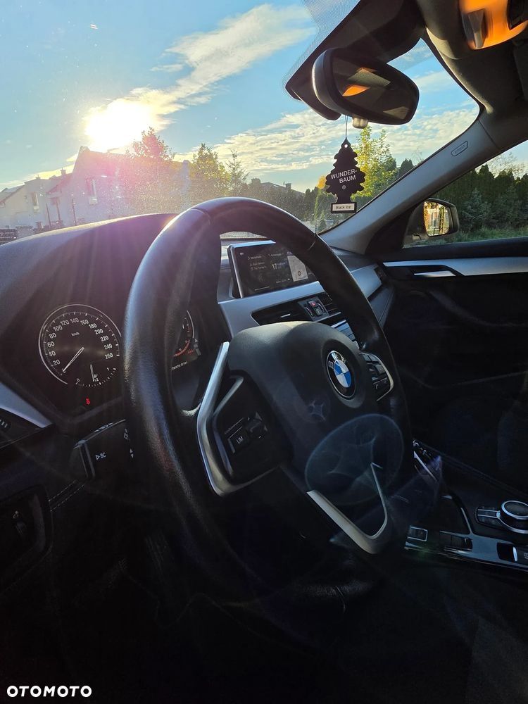 BMW X2 sDrive18i Advantage - 18