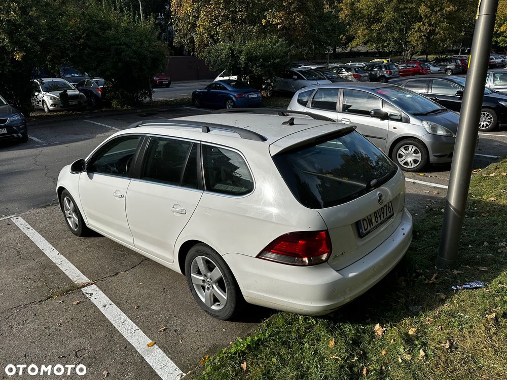 Volkswagen Golf - 5