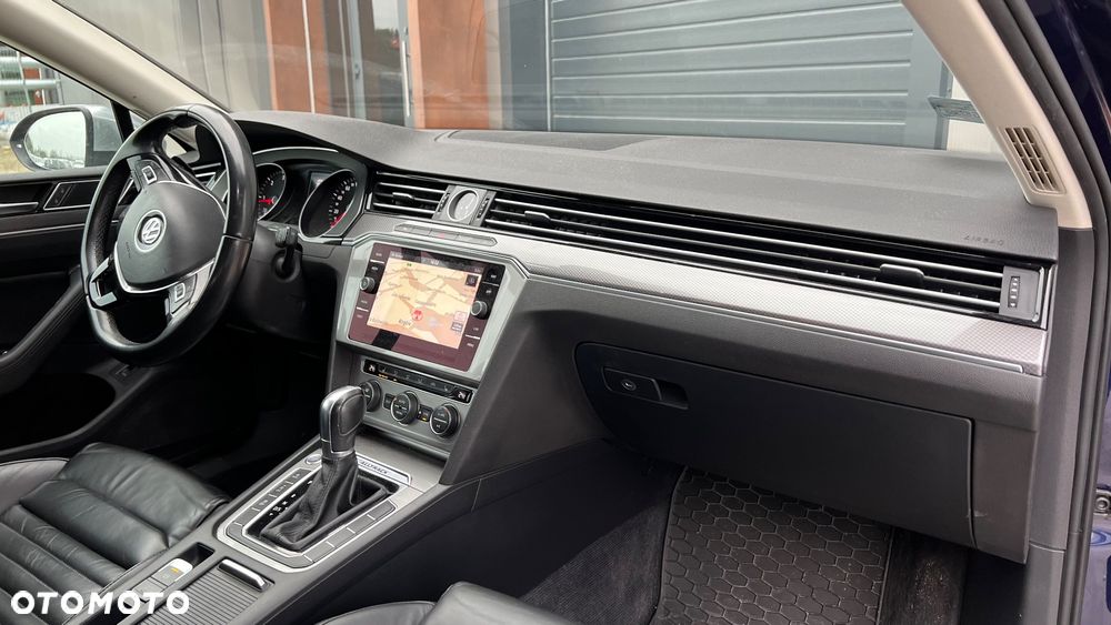 Volkswagen Passat 2.0 TDI BMT SCR 4Mot Highline DSG7 - 9