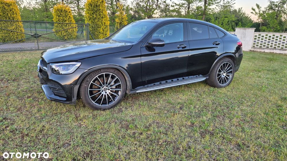 Mercedes-Benz GLC 300 d 4Matic 9G-TRONIC AMG Line - 14