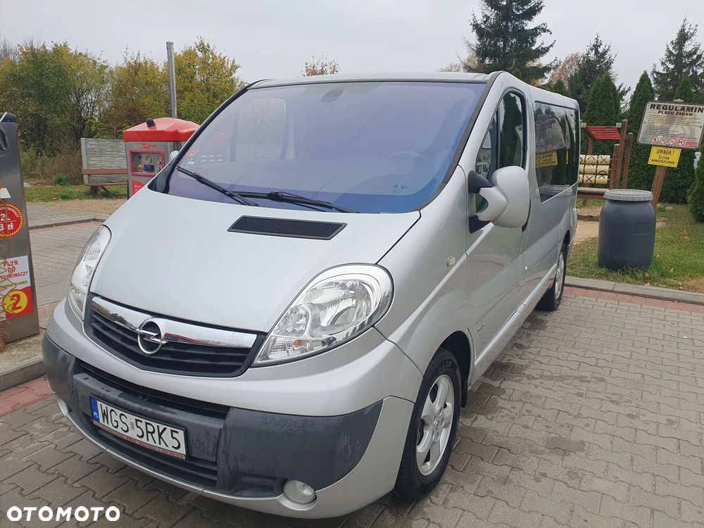 Opel Vivaro - 8