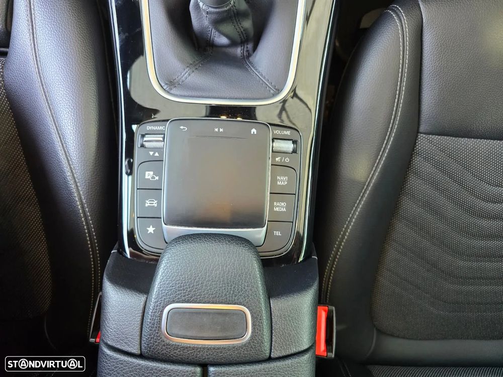 Mercedes-Benz A 180 d Style Plus - 20