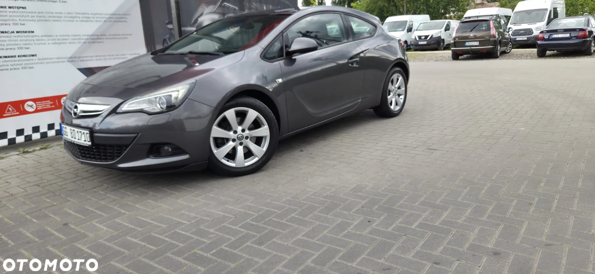 Opel Astra GTC 1.6 Turbo Innovation - 21