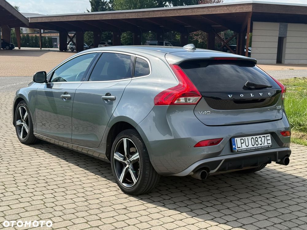 Volvo V40 T2 Drive-E R-Design Momentum - 3