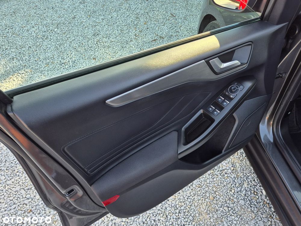 Ford Focus - 28