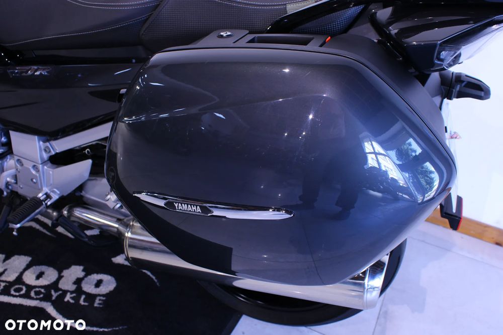 Yamaha FJR - 19