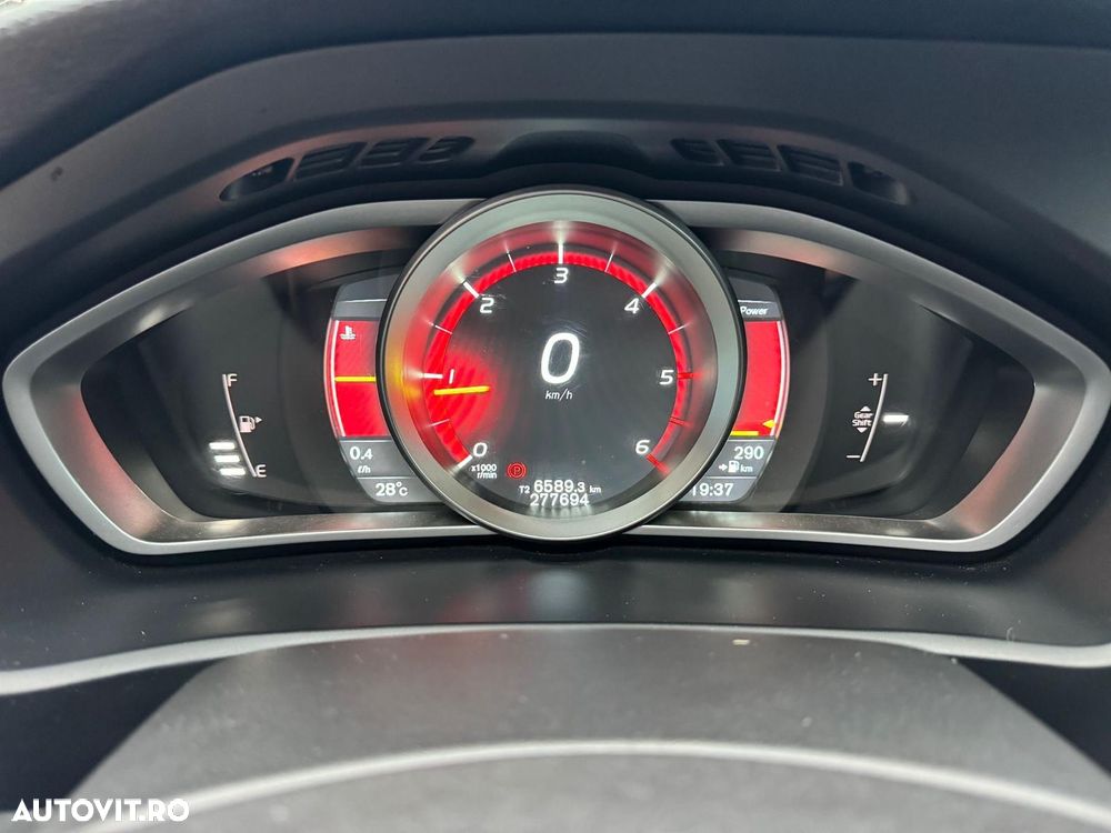 Volvo V40 D4 RDesign - 7