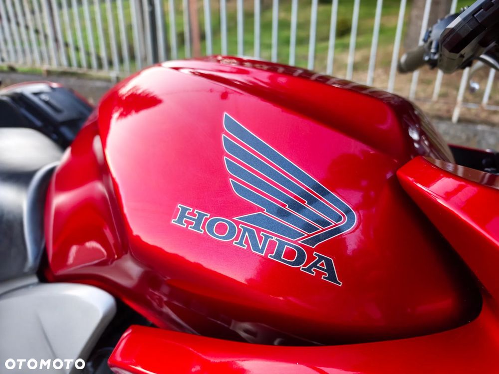 Honda CBF - 22