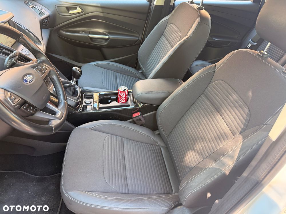 Ford Kuga 2.0 TDCi 4x4 Black & Silver - 23