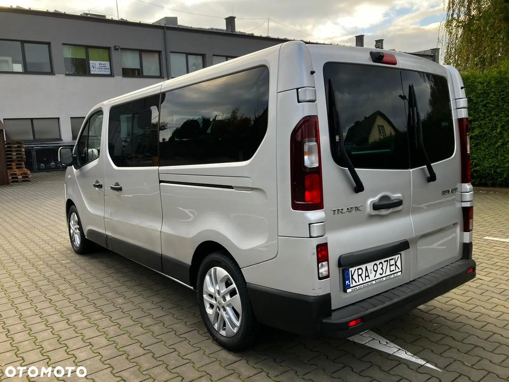 Renault Trafic Grand 2.0 dCi EDC - 5