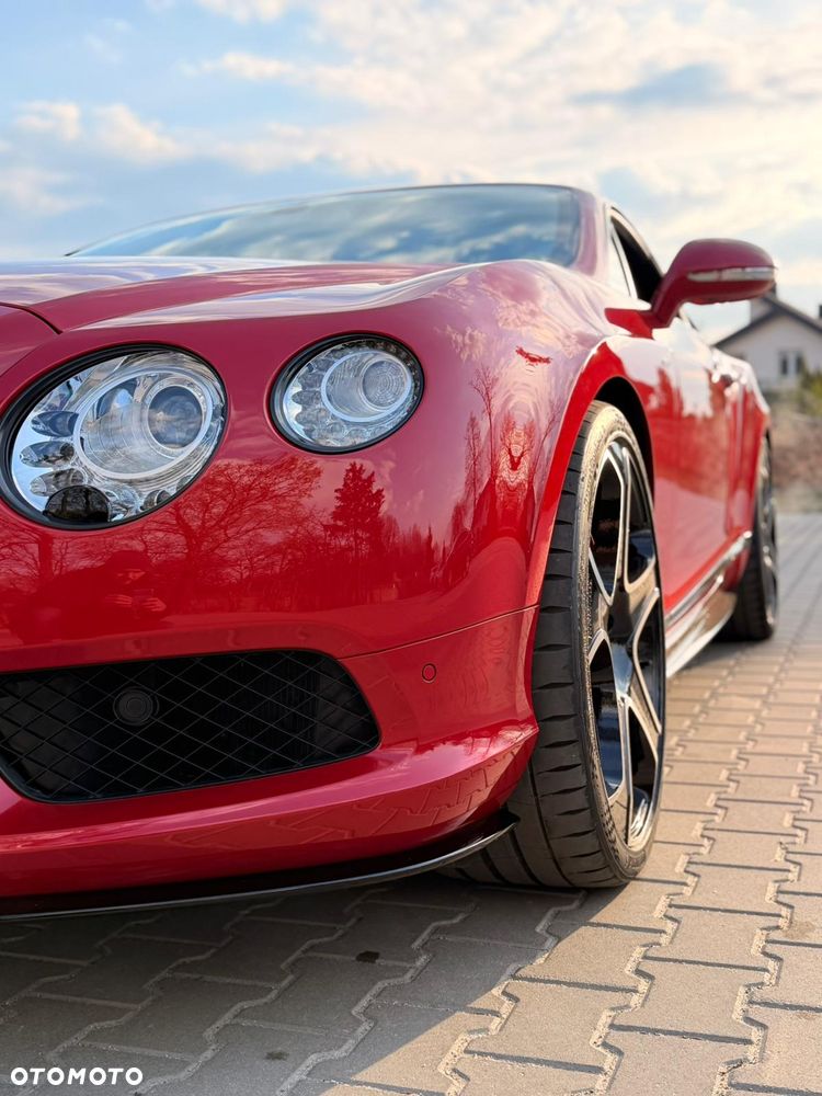 Bentley Continental GT V8 S - 16