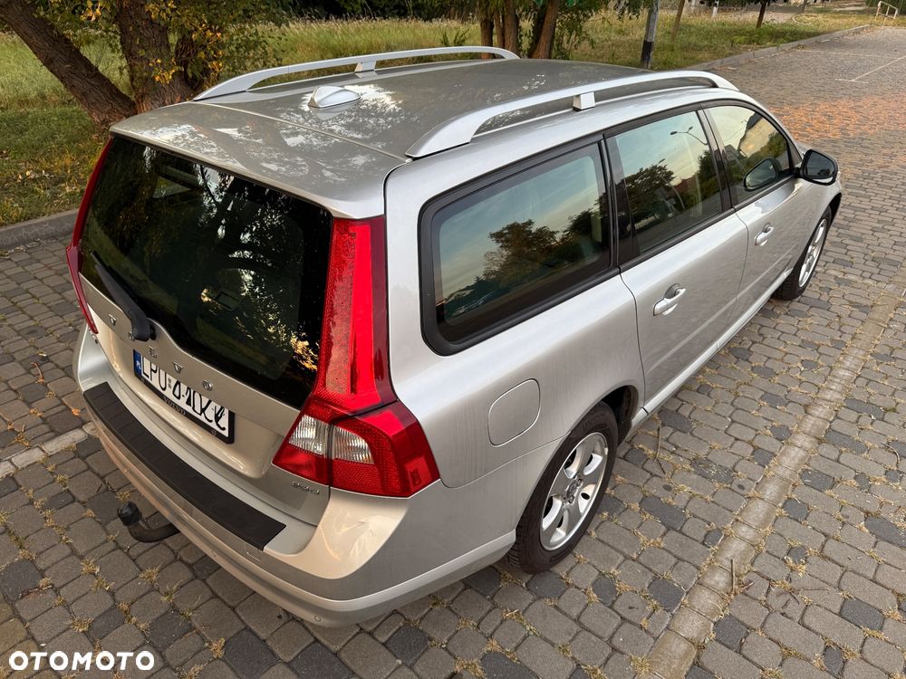 Volvo V70 2.0D Momentum - 19