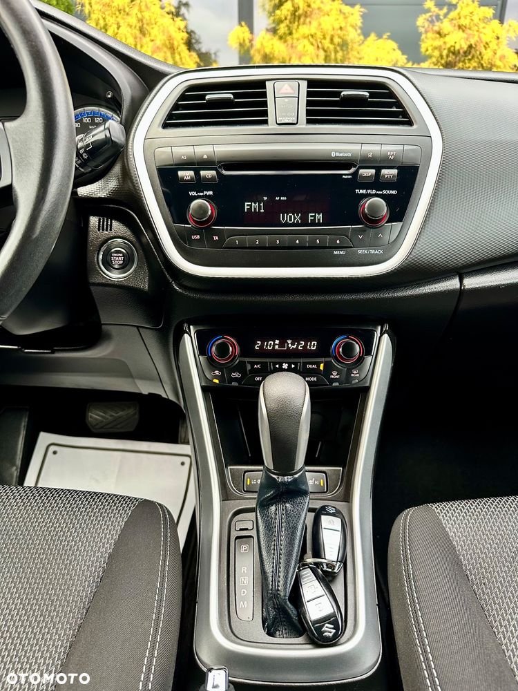 Suzuki SX4 S-Cross 1.6 VVT CVT 4x2 Comfort+ - 31