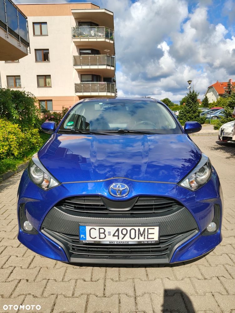 Toyota Yaris - 1