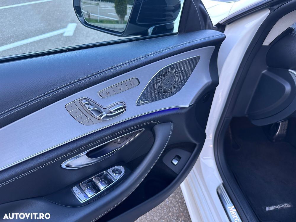 Mercedes-Benz CLS 400 d 4MATIC 9G-TRONIC AMG Line - 12