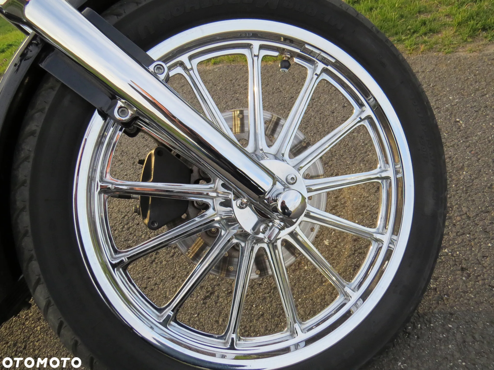Harley-Davidson Dyna Low Rider - 13