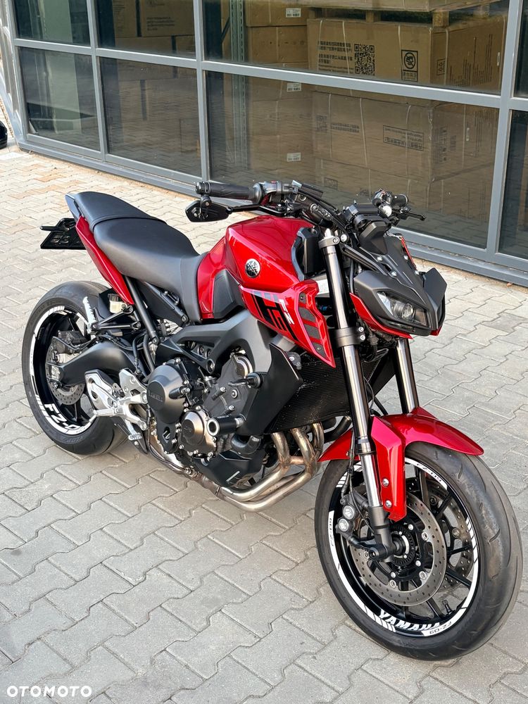 Yamaha FZ - 1