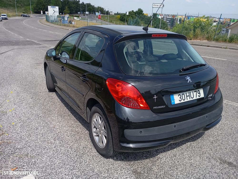 Peugeot 207 1.4 HDi Trendy - 6