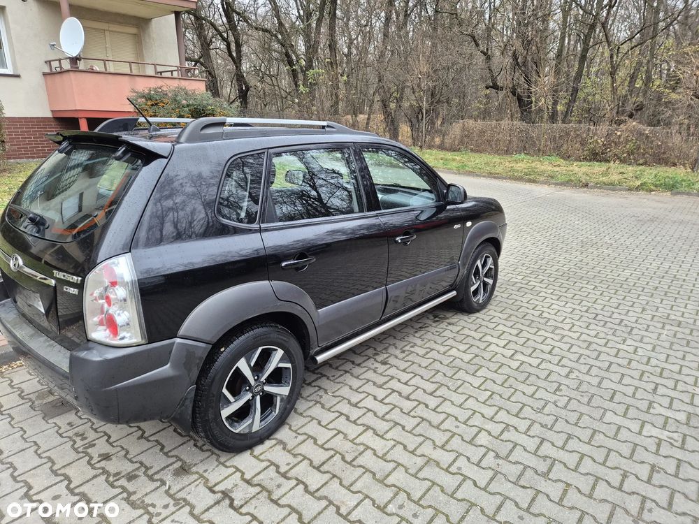 Hyundai Tucson 2.0 CRDi VGT 4WD GLS - 3