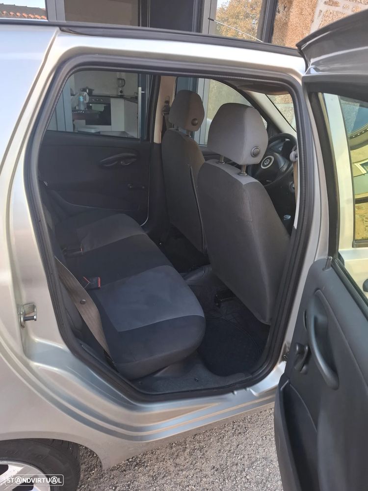 Fiat Punto 1.3 Multijet - 6