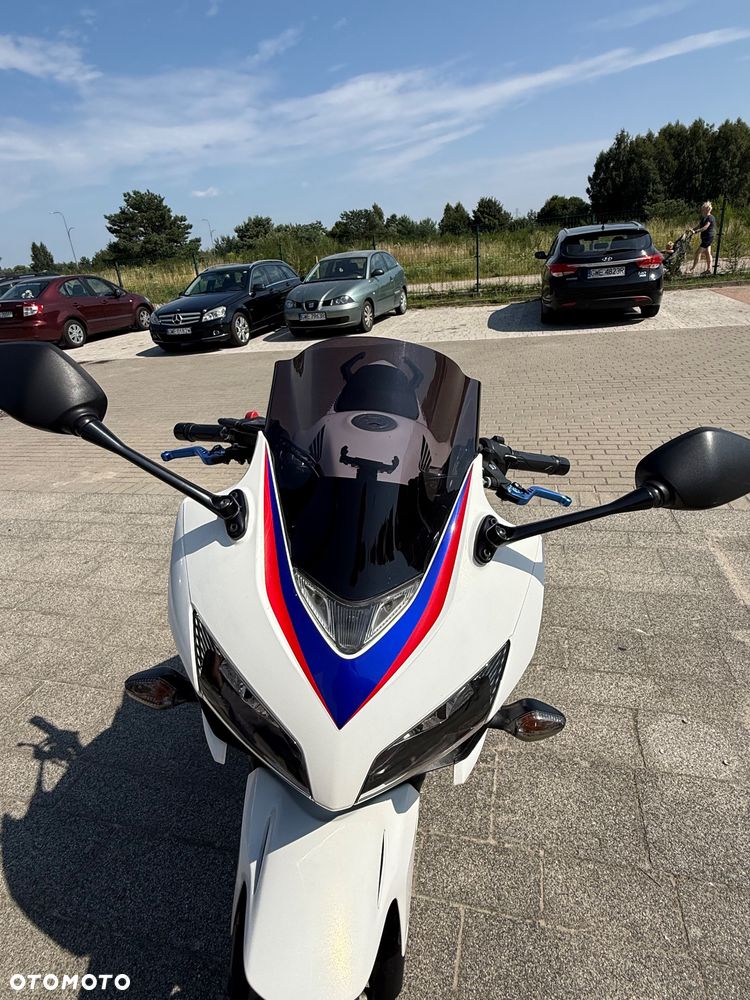 Honda CBR - 13
