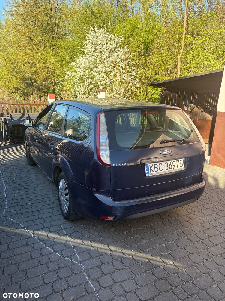 Ford Focus 1.6 Trend - 4