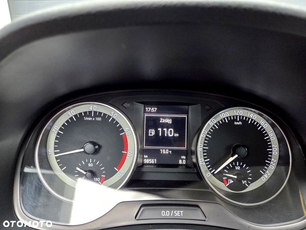 Skoda Fabia 1.0 MPI Edition - 34