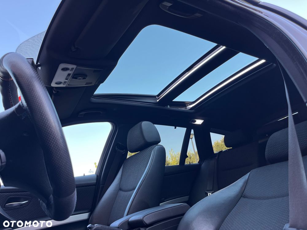 BMW Seria 3 320d DPF Blue Performance Edition Fleet Sport - 36