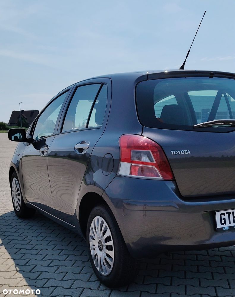 Toyota Yaris 1.33 Sol - 5