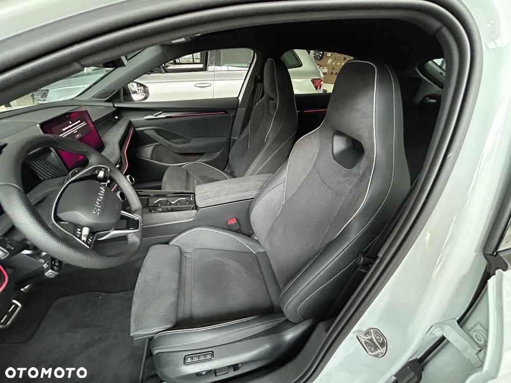 Skoda Superb 2.0 TSI Sportline DSG - 14