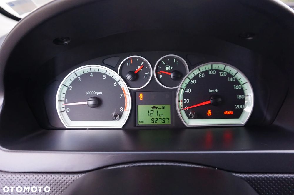 Chevrolet Aveo - 27