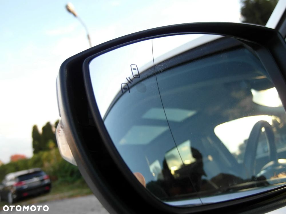 Ford Kuga - 25