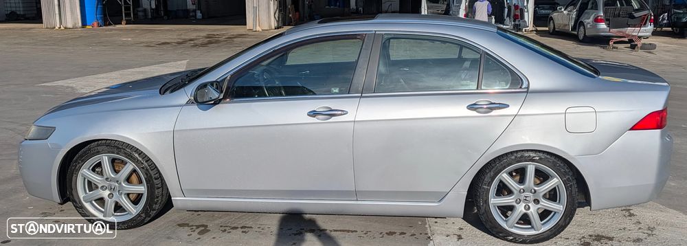 Honda Accord 2.4 i Auto Executive - 4