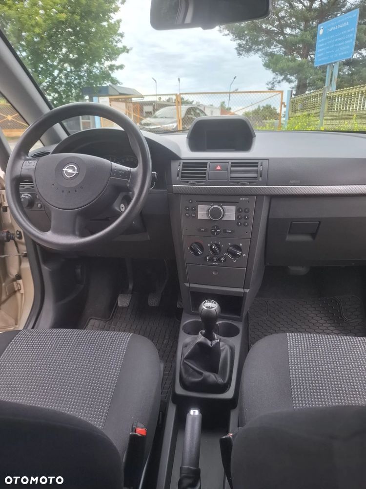 Opel Meriva 1.6 16V - 4