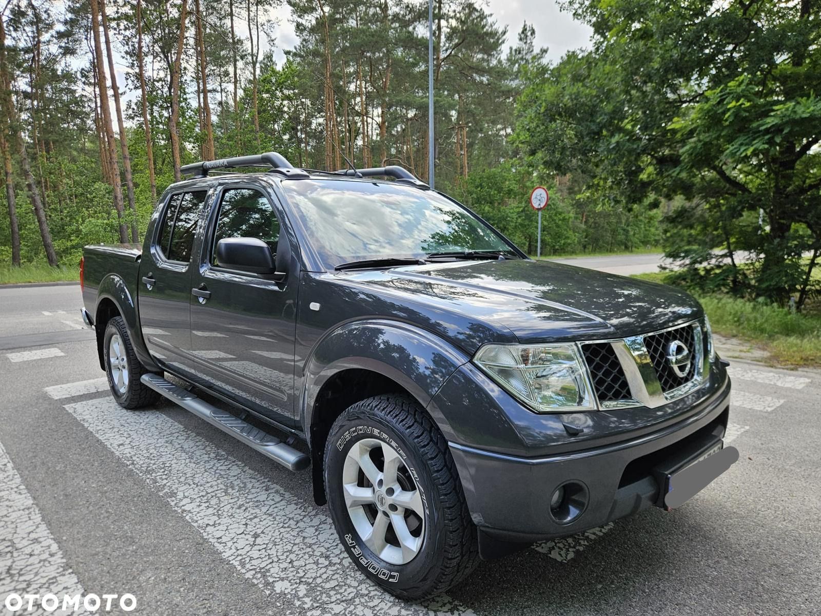Nissan Navara 2.5 D Platinum - 1