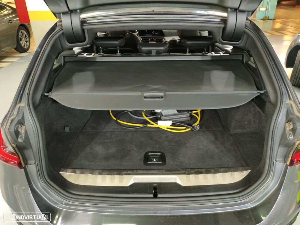 BMW 320 e Pack Essence Auto - 10