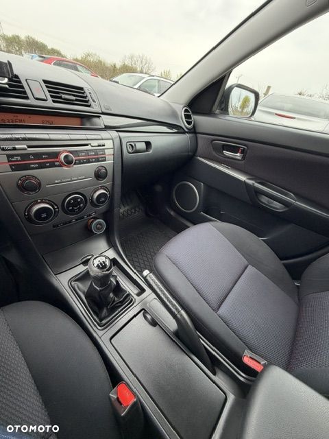 Mazda 3 1.6 Active - 17